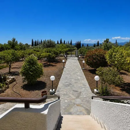 Vaiana Near Eretria Casa de Férias Magoula (Evia)